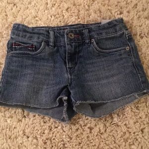 Levi’s cutoff shorts
